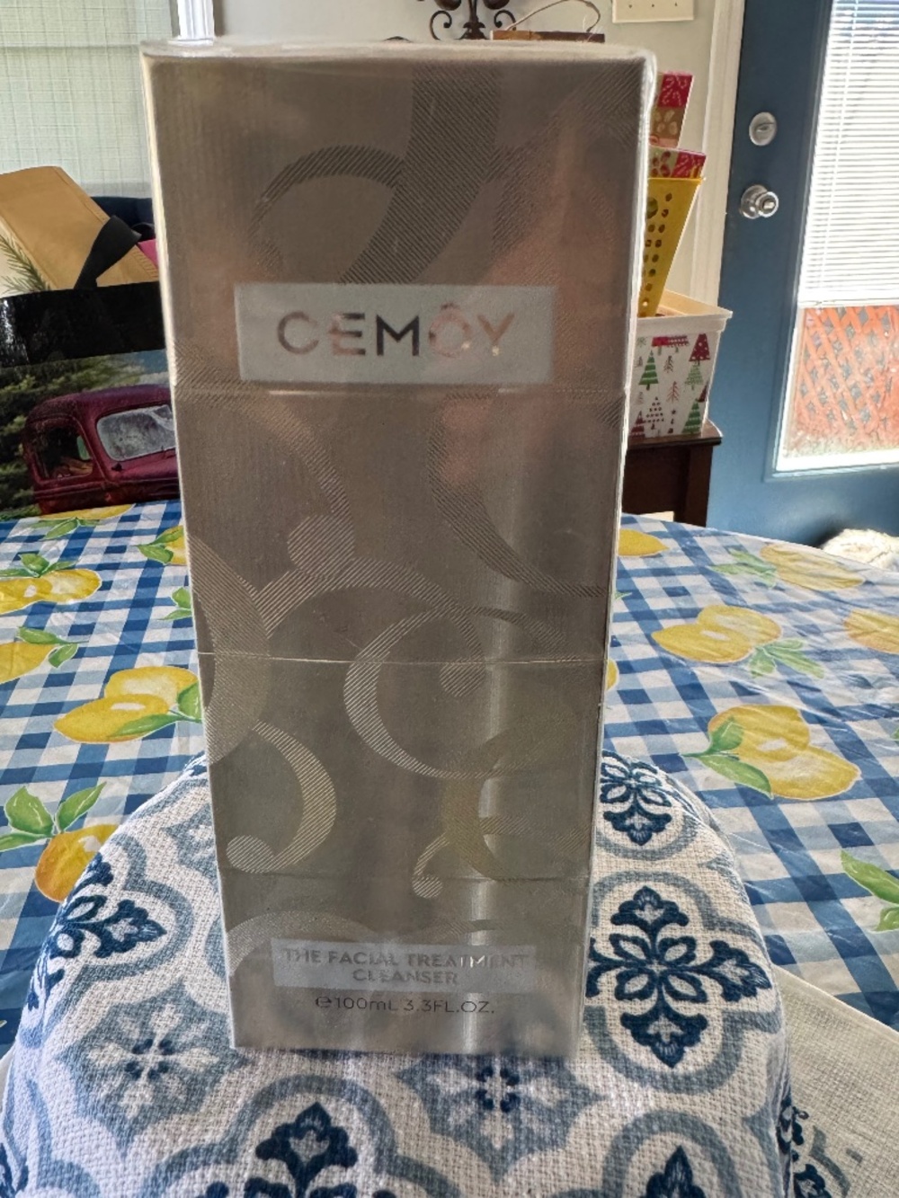 Cemoy Facial Cleanser